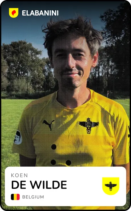 The front of Koen De Wilde's card: a photo of him in the yellow kit on the pitch, with a white name plate at the foot.
